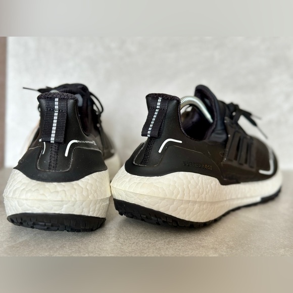 Adidas Ultraboost 21 Cold Ready - Picture 7 of 9